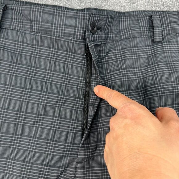 Nike Golf Shorts Mens 40 Gray Plaid Flat Front Stretch Moisture Wicking Chino - Picture 3 of 11